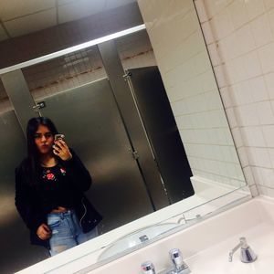 Meet your Posher, Noemi